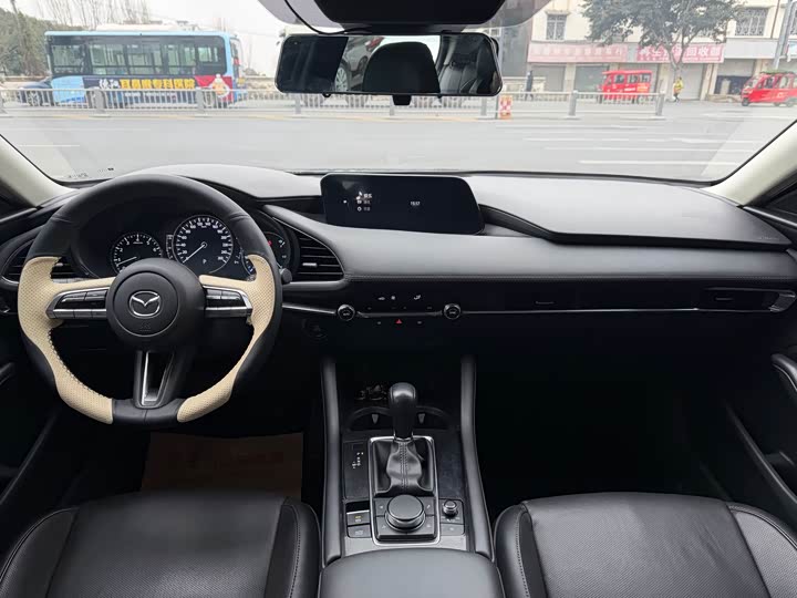 Фото 8 - Mazda 3 (Axela)