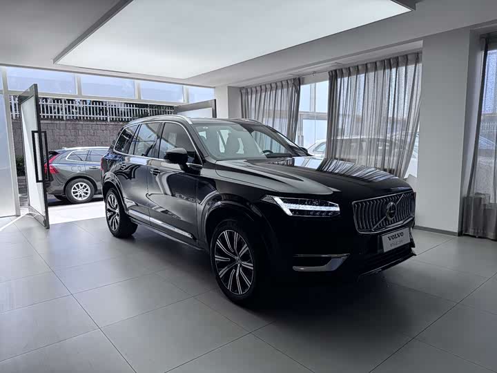 Фото 3 - Volvo XC90 Hybrid