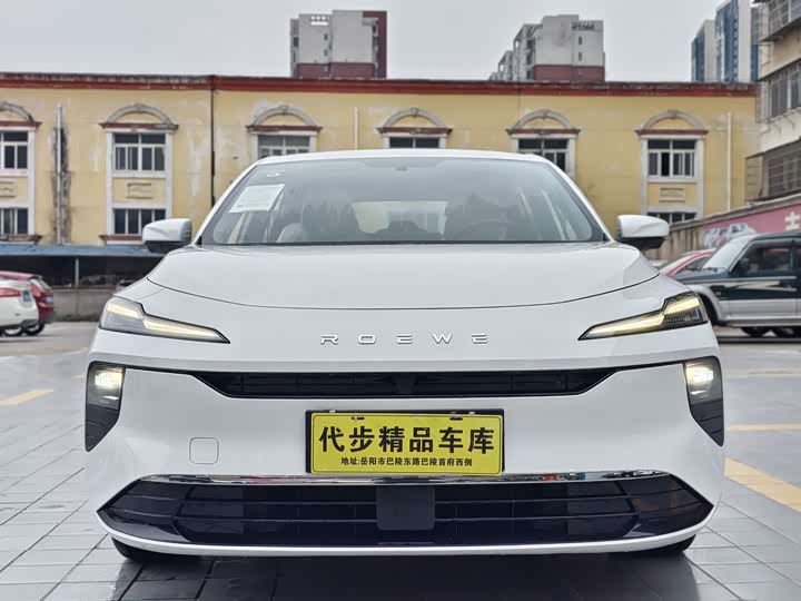 Фото 2 - Roewe D6