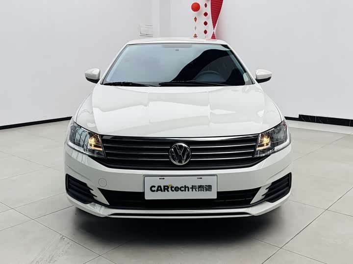 Фото 2 - Volkswagen Lavida