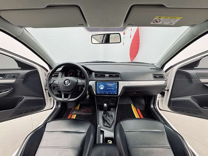 Фото 8 - Volkswagen Lavida