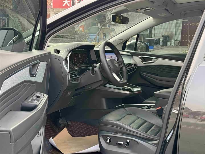 Фото 4 - Volkswagen Talagon