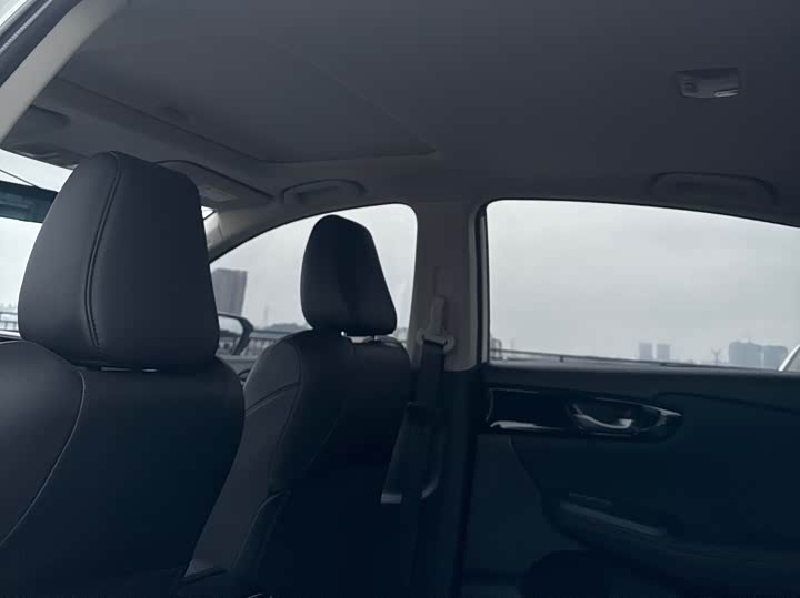 Фото 9 - Honda Envix