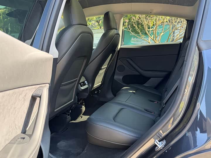 Фото 9 - Tesla Model Y