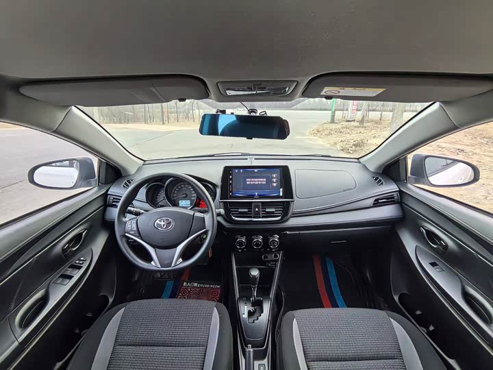 Фото 7 - Toyota Vios