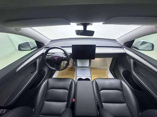 Фото 5 - Tesla Model Y
