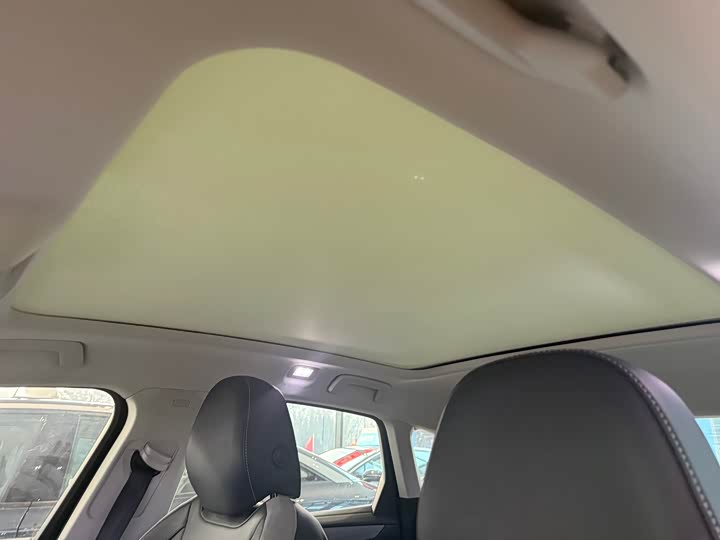 Фото 8 - Volkswagen ID.7 Vizzion