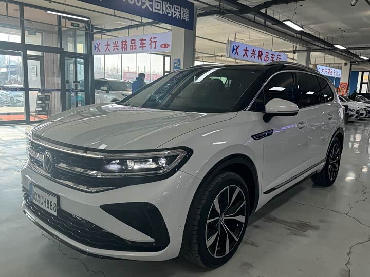 Фото 1 - Volkswagen Talagon