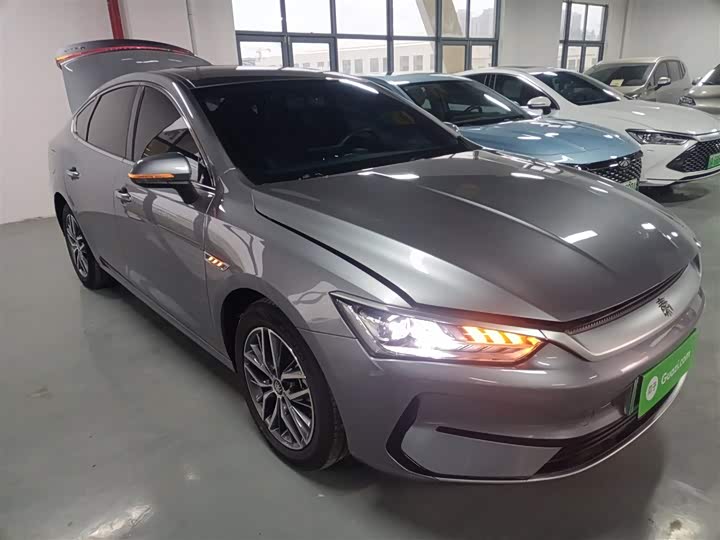 Фото 4 - BYD Qin Plus