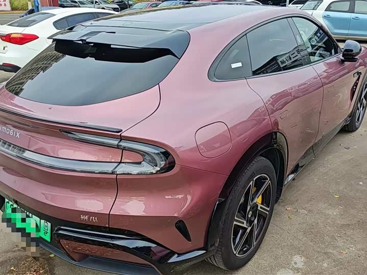 Фото 3 - Xiaomi YU7