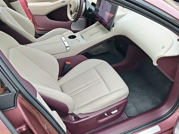 Фото 8 - Xiaomi YU7