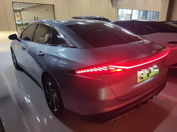 Фото 5 - Geely Galaxy L6