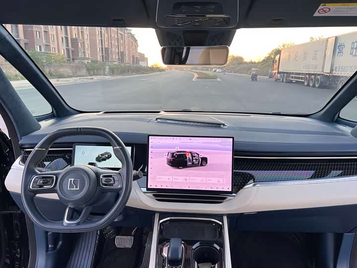 Фото 5 - Zeekr 009