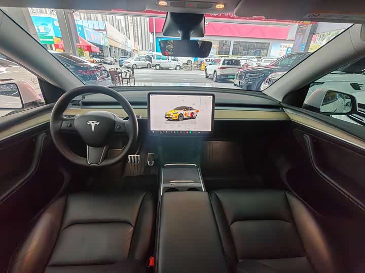 Фото 9 - Tesla Model Y