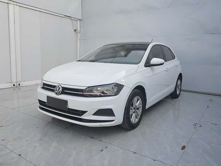 Фото 1 - Volkswagen Polo