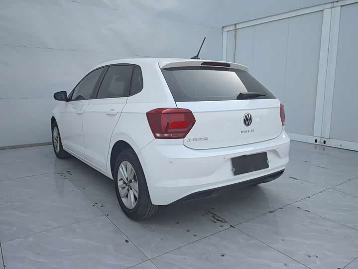Фото 7 - Volkswagen Polo