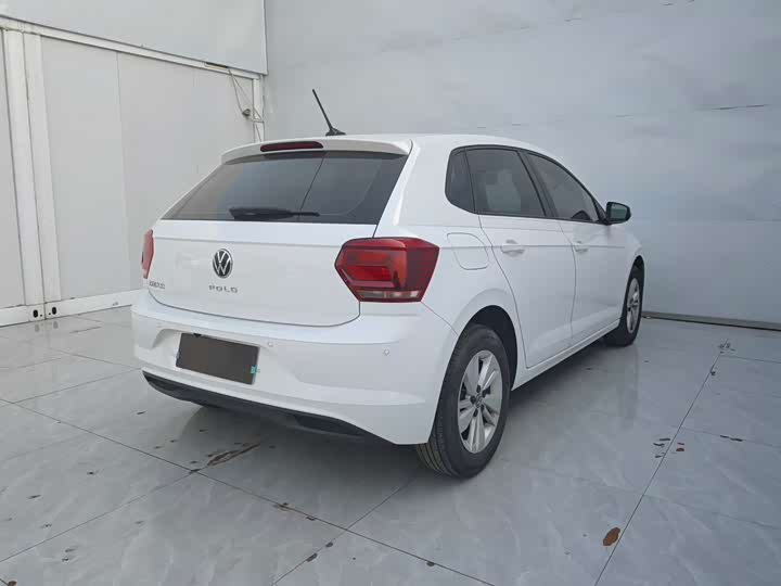 Фото 9 - Volkswagen Polo