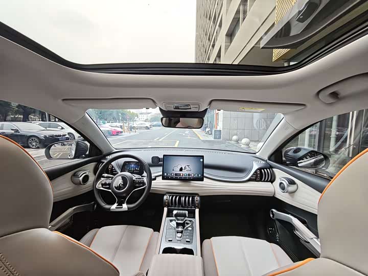 Фото 6 - BYD Yuan Plus