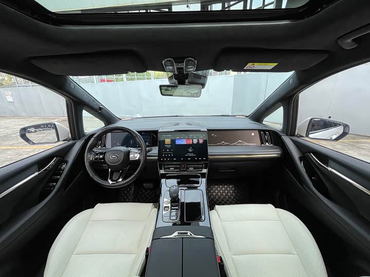 Фото 7 - GAC Trumpchi M8