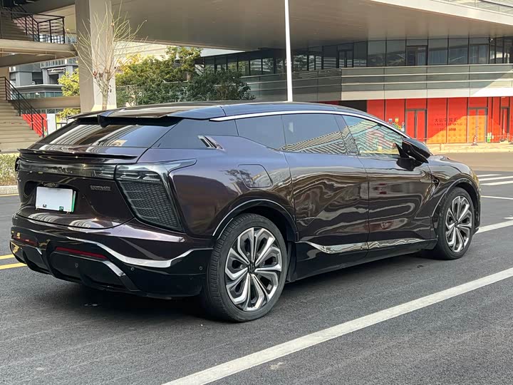 Фото 5 - HiPhi X