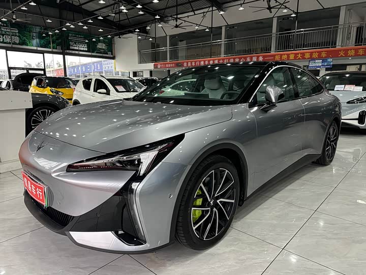 Фото 1 - BAIC Arcfox Alpha S5