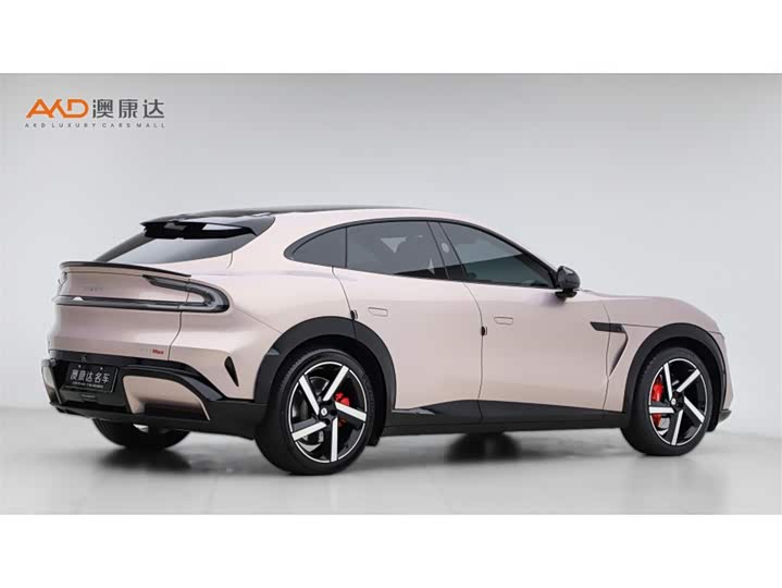 Фото 3 - Xiaomi YU7