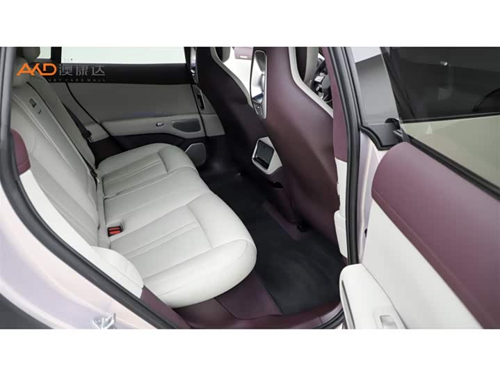 Фото 8 - Xiaomi YU7