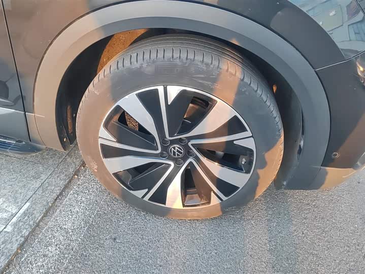 Фото 6 - Volkswagen Talagon