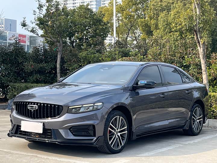 Фото 1 - Geely Preface