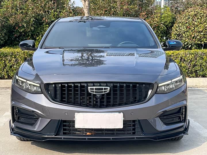 Фото 2 - Geely Preface