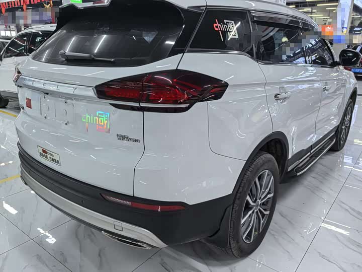 Фото 6 - Geely Atlas