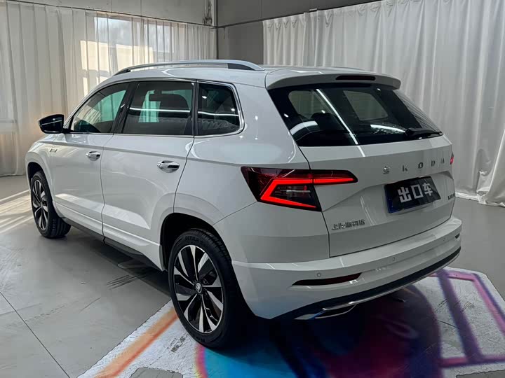 Фото 4 - Skoda Karoq