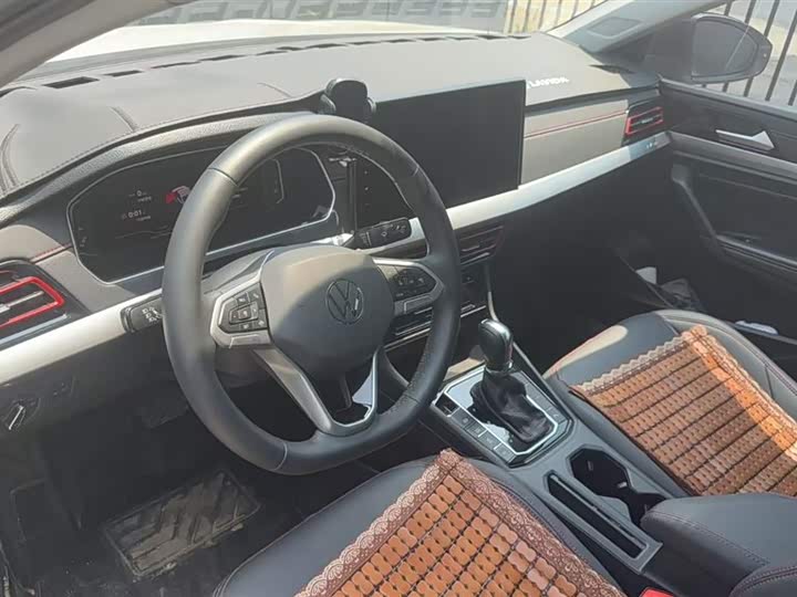 Фото 5 - Volkswagen Lavida