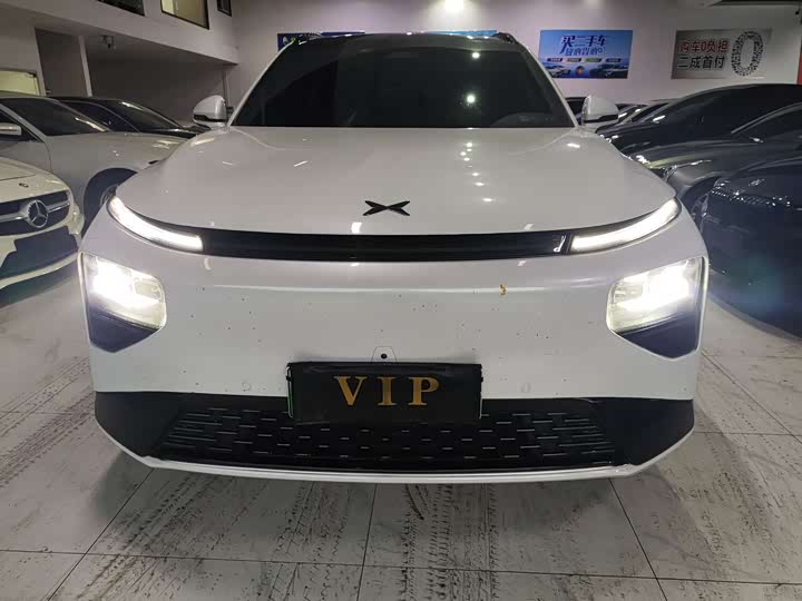 Фото 2 - XPeng G9