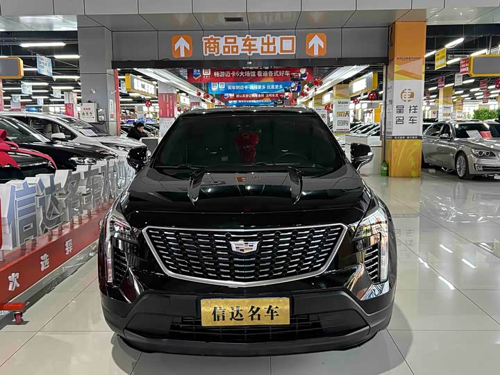 Фото 2 - Cadillac XT4