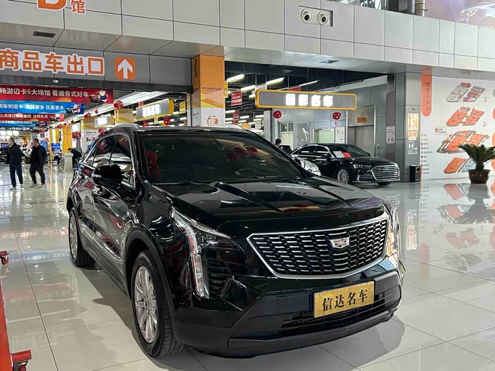 Фото 3 - Cadillac XT4