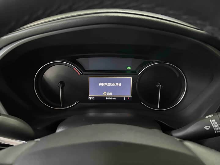 Фото 6 - Cadillac XT4