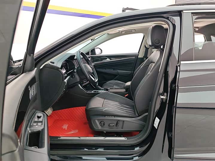 Фото 9 - Volkswagen Passat