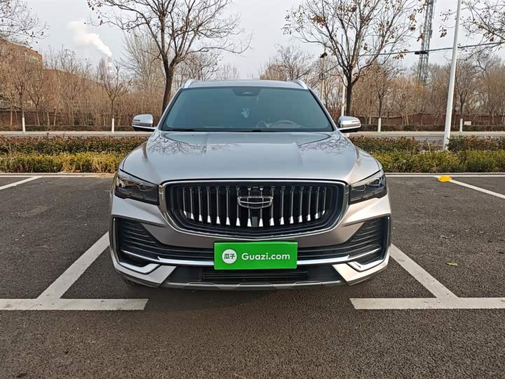 Фото 3 - Geely Monjaro