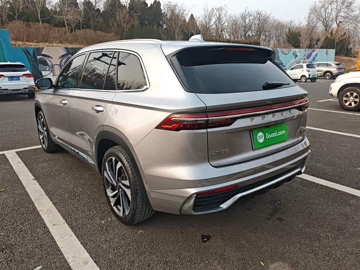 Фото 5 - Geely Monjaro