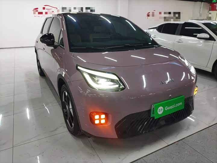 Фото 4 - GAC Aion UT