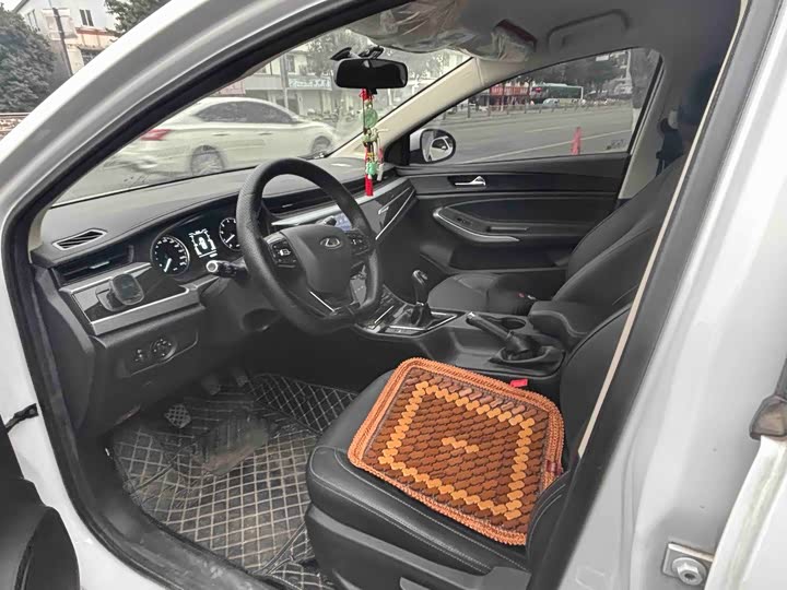 Фото 3 - Chery Arrizo 5