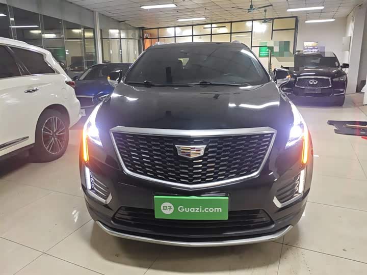Фото 3 - Cadillac XT5