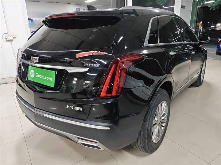 Фото 7 - Cadillac XT5