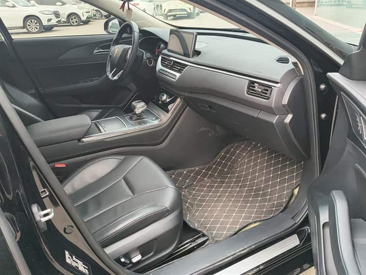 Фото 8 - Hongqi H5