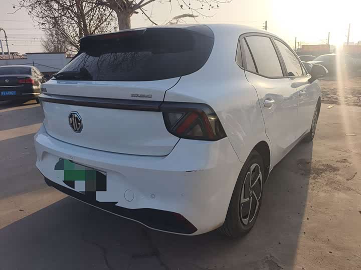 Фото 7 - MG Motor 4 EV