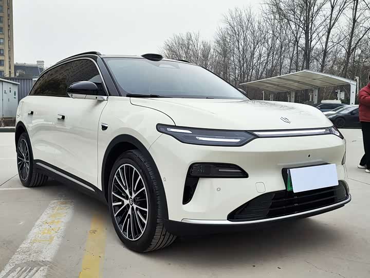 Фото 2 - Leapmotor C11