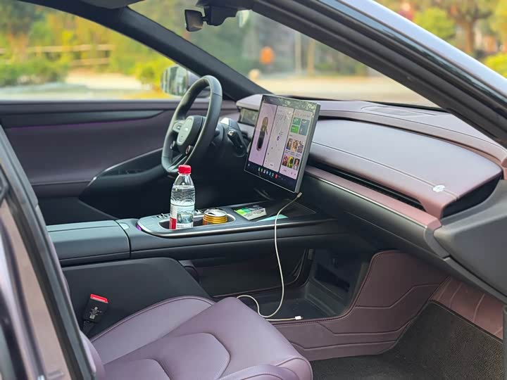 Фото 6 - Xiaomi SU7