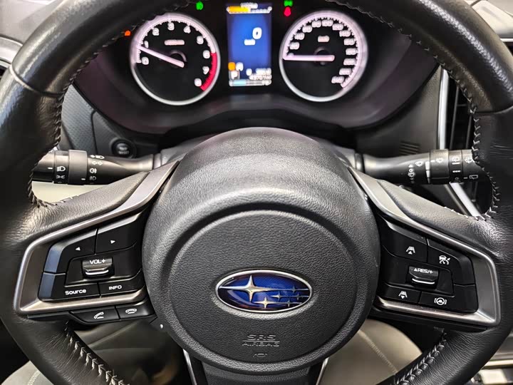 Фото 9 - Subaru Forester