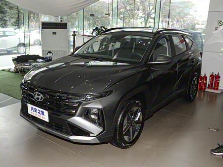 Фото 1 - Hyundai Tucson L